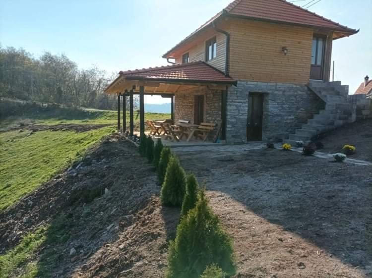 Etno Kuca Ostrvica Holiday home *