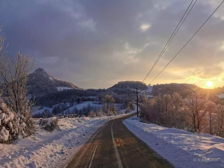 Etno Kuca Ostrvica Varnice
