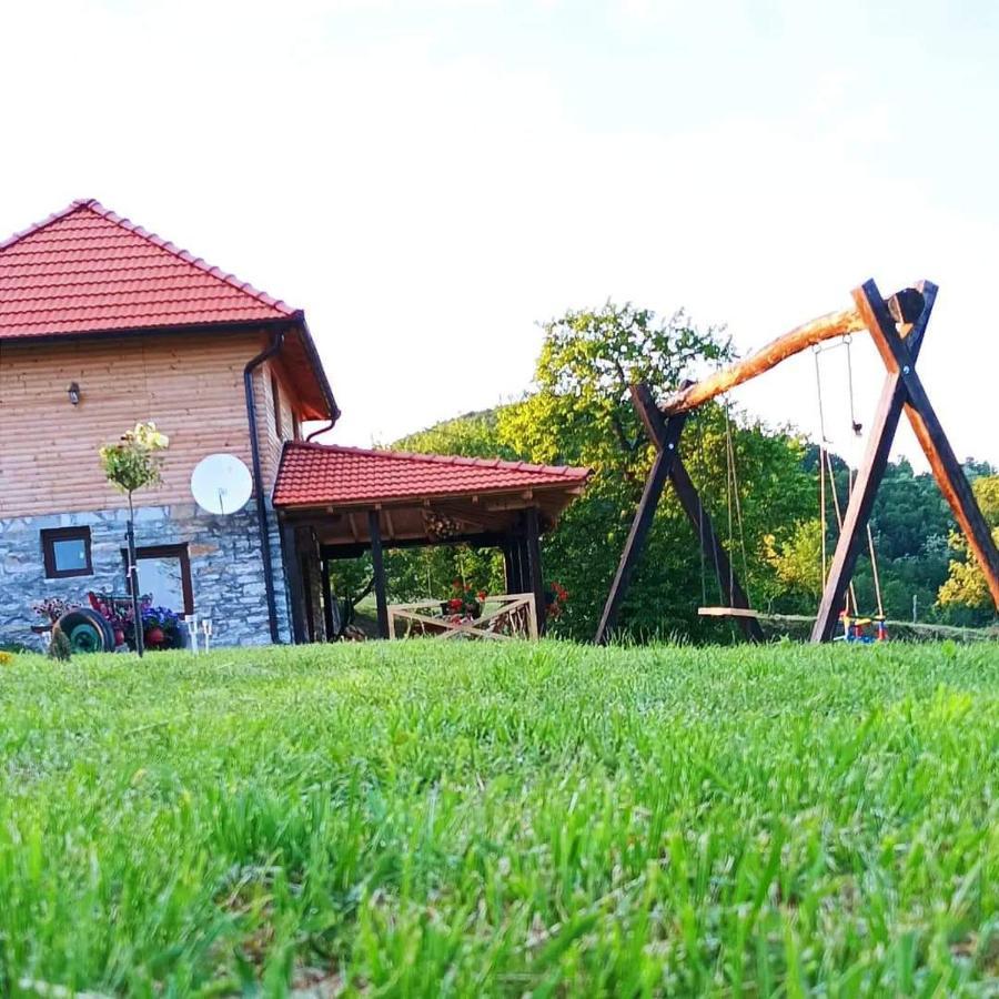 Holiday home Etno Kuca Ostrvica Varnice