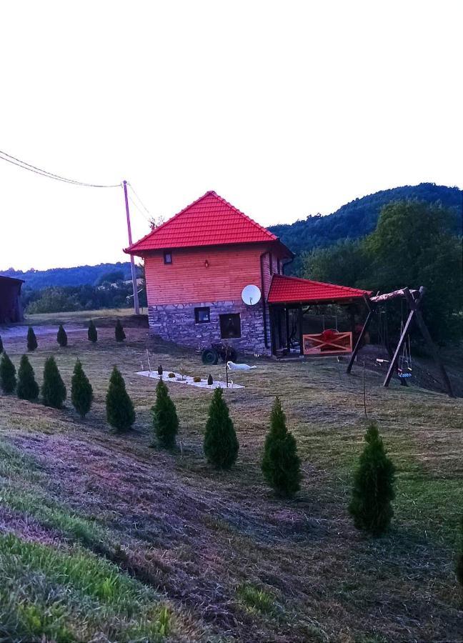 Holiday home Etno Kuca Ostrvica Varnice